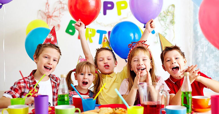 Decorazione di compleanno Pokemon, Bambino, Ragazza e ragazzo, Piatti,  Stoviglie Pokemon, Tovaglioli, Pokemon compleanno festa, Idee -  Italia